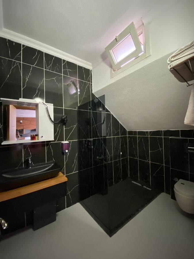 216 Hill Suites Istanboel Buitenkant foto