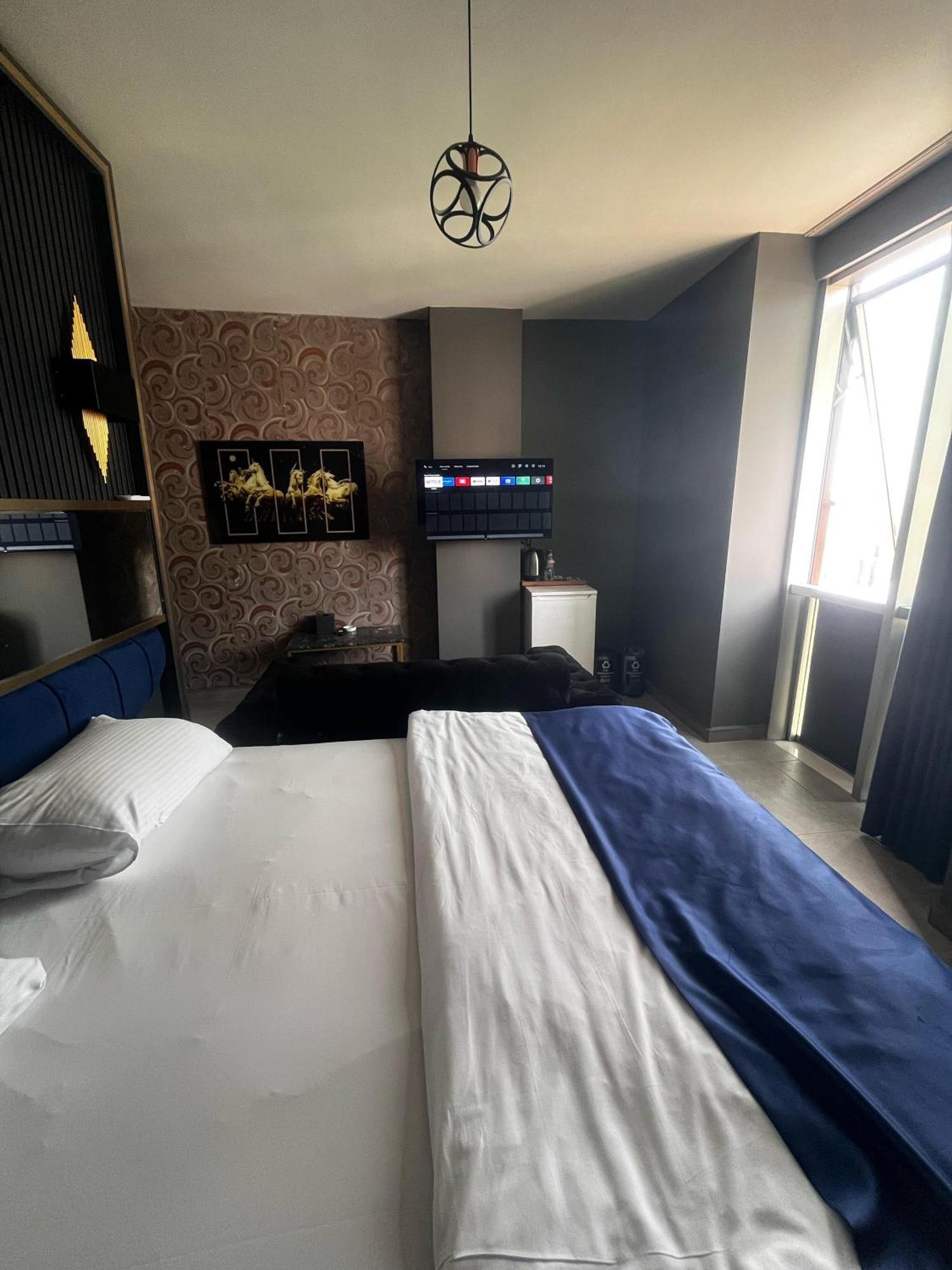 216 Hill Suites Istanboel Buitenkant foto